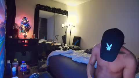 Eetantungfuk Mias online show from 22, 12, 2024