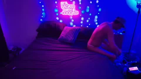 Eetantungfuk Mias online show from 18, 1, 2025