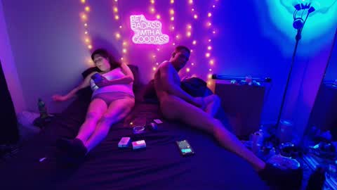 Eetantungfuk Mias online show from 18, 1, 2025