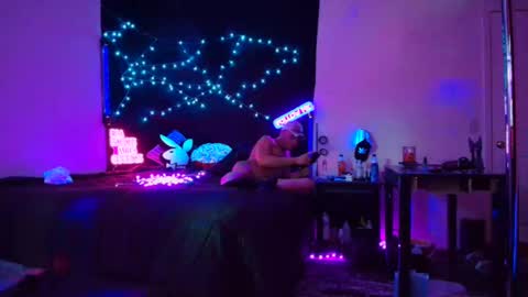 Eetantungfuk Mias online show from 11, 2, 2025