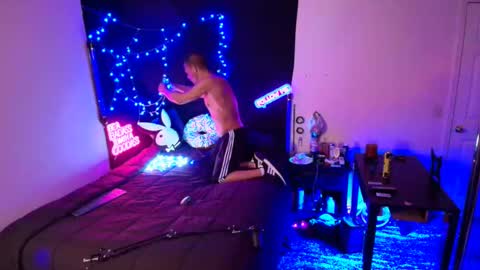 Eetantungfuk Mias online show from 12, 2, 2025