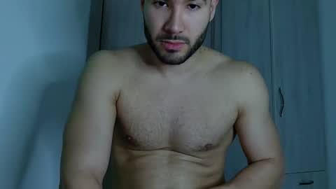 Snapshot of justynxxx1 chatting on 21, 11, 2025 Justin online show from 21, 11, 2025