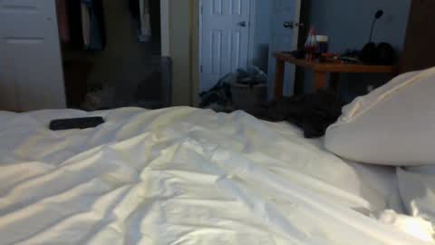 J and Sugar snap pea online show from 21, 9, 2025