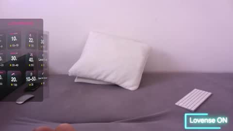Snapshot of k1tt04n0nym0 chatting on 30, 9, 2025 k1tt04n0nym0 online show from 30, 9, 2025