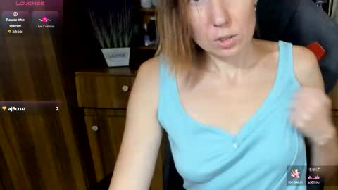 Snapshot of kaedialanh chatting on 11, 10, 2025 KaediaLang online show from 11, 10, 2025