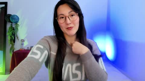 ChloeIndependient model online show from 3, 12, 2024