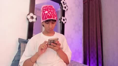 Snapshot of kaiirox chatting on 9, 7, 2026 kai online show from 9, 7, 2026