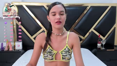 Snapshot of kaily_sweet1 chatting on 4, 2, 2025 kelly online show from 4, 2, 2025