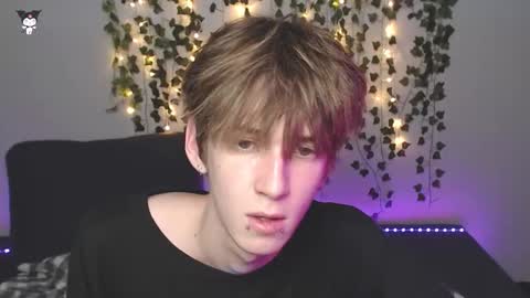 slutkai online show from 5, 11, 2025