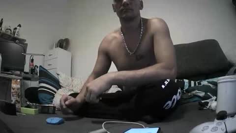 Snapshot of kaiusmaxi chatting on 15, 11, 2025 kaiusmaxi online show from 15, 11, 2025