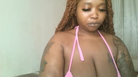 Snapshot of kakey_love chatting on 22, 10, 2025 kakey love online show from 22, 10, 2025