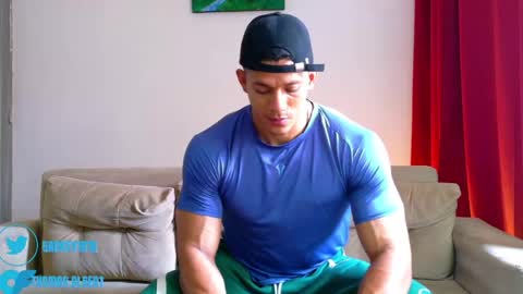 kale thomson online show from 4, 6, 2026