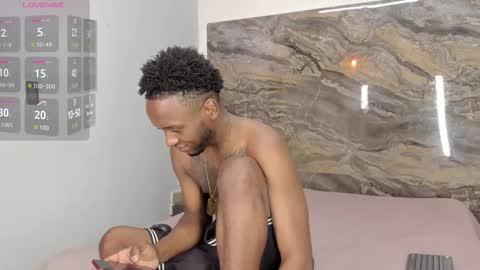 Kaleb  Violet online show from 15, 11, 2025