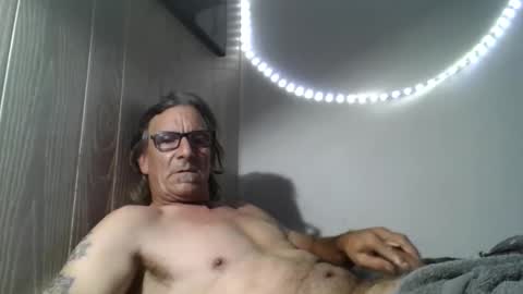 Snapshot of kalifornia91666 chatting on 19, 10, 2025 kalifornia91666 online show from 19, 10, 2025