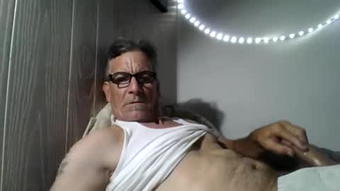 Snapshot of kalifornia91666 chatting on 1, 11, 2025 kalifornia91666 online show from 1, 11, 2025