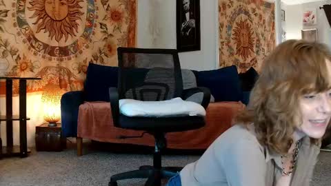 Snapshot of kalikushdreamz chatting on 20, 2, 2025 Tara Smith online show from 20, 2, 2025