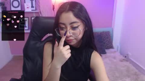 Snapshot of kalilowe_ chatting on 18, 9, 2025 Kali online show from 18, 9, 2025