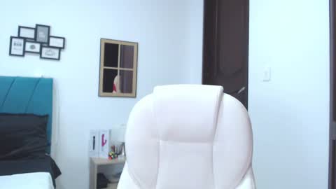 Snapshot of kam_lopez chatting on 27, 1, 2025 Kamilalopez online show from 27, 1, 2025