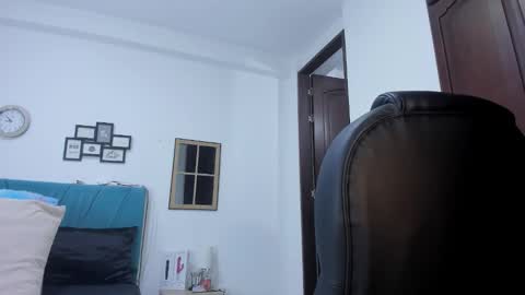 Snapshot of kam_lopez chatting on 23, 9, 2025 Kamilalopez online show from 23, 9, 2025