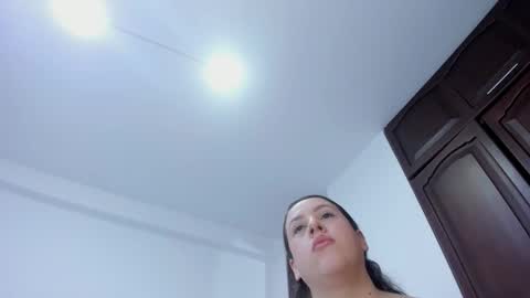 Snapshot of kam_lopez chatting on 28, 9, 2025 Kamilalopez online show from 28, 9, 2025