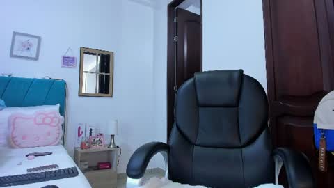 Snapshot of kam_lopez chatting on 13, 6, 2026 Kamilalopez online show from 13, 6, 2026