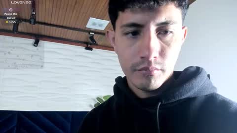 Snapshot of kamal_wolff chatting on 1, 3, 2026 jhon online show from 1, 3, 2026