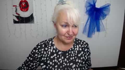 Snapshot of kamaliasim chatting on 27, 5, 2026 KamaliaSim online show from 27, 5, 2026