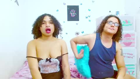 Snapshot of kami_chigiri chatting on 20, 1, 2025 Dante and Carolina independient model online show from 20, 1, 2025