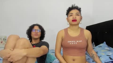 Snapshot of kami_chigiri chatting on 4, 12, 2025 Dante and Carolina independient model online show from 4, 12, 2025