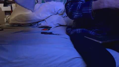 Snapshot of kamikazeozzy_juicylucee chatting on 26, 2, 2026 kamikazeozzy_juicylucee online show from 26, 2, 2026