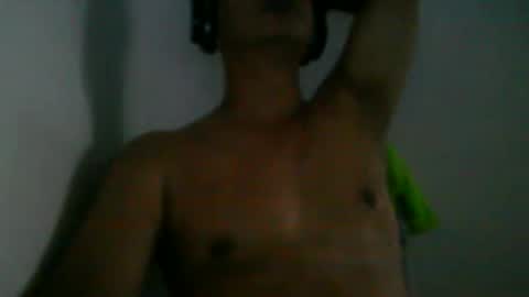 Snapshot of kamilo69_ chatting on 5, 1, 2026 Kamilo online show from 5, 1, 2026