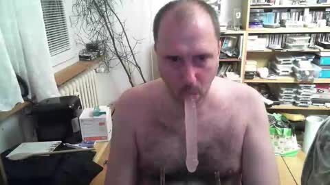 Snapshot of kamiluc1974_2 chatting on 7, 10, 2025 Kamil Lipovy online show from 7, 10, 2025