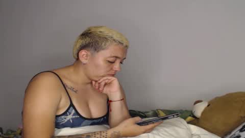 Snapshot of kammy_cami chatting on 3, 2, 2026 kammy y camila online show from 3, 2, 2026