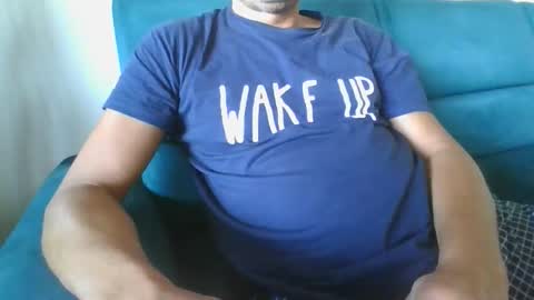 Snapshot of kanaletto chatting on 25, 10, 2025 Mario online show from 25, 10, 2025