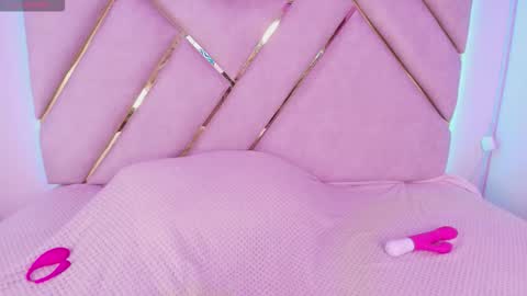 Cami online show from 3, 10, 2025