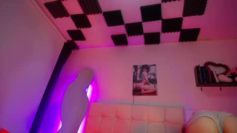 Snapshot of kaoz_33 chatting on 1, 3, 2025 kaoz_33 online show from 1, 3, 2025