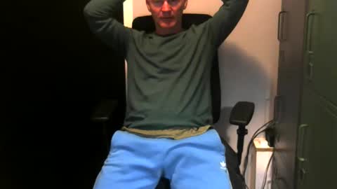 Robbie online show from 8, 4, 2026