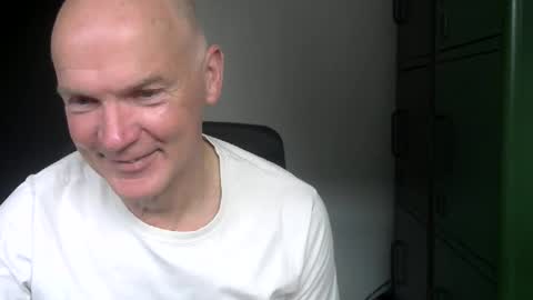 Robbie online show from 9, 4, 2026