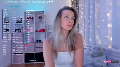 Snapshot of karamelsw chatting on 10, 2, 2025 Julia online show from 10, 2, 2025