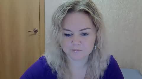 karennelsonx online show from 16, 11, 2025