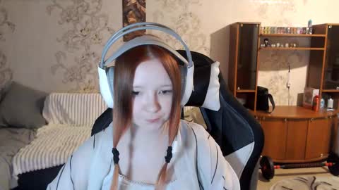 Snapshot of karicynthia chatting on 25, 9, 2025 Lisa Backler online show from 25, 9, 2025