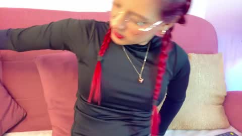 karina online show from 14, 4, 2026