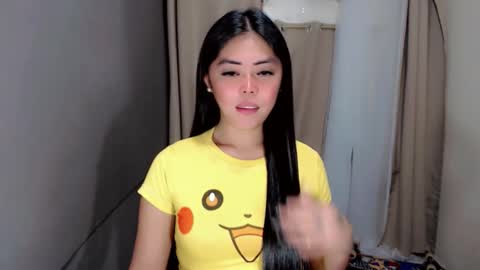 Snapshot of karina_fuckdoll chatting on 29, 4, 2026 I AM BELLE online show from 29, 4, 2026