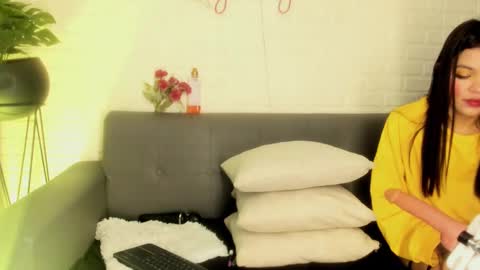 Kari online show from 6, 10, 2025