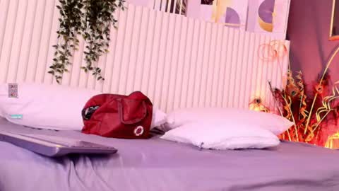 Snapshot of karina_gomez_18 chatting on 29, 6, 2026 Kari online show from 29, 6, 2026