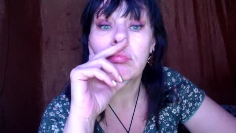 Snapshot of karina_ren chatting on 2, 1, 2025 Karina online show from 2, 1, 2025