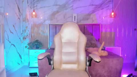 Karina online show from 11, 2, 2026