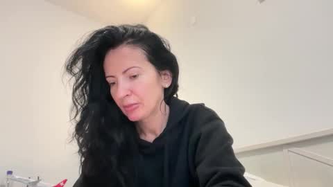 Karina online show from 26, 2, 2026