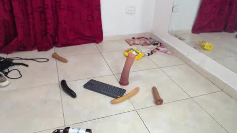 Snapshot of karinasimonz chatting on 28, 2, 2025 KarinaSimonz online show from 28, 2, 2025