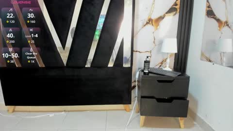 Snapshot of karinasimonz chatting on 18, 12, 2025 KarinaSimonz online show from 18, 12, 2025